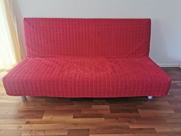 Bequemes Schlafsofa in rot - Überzug abnehmbar
