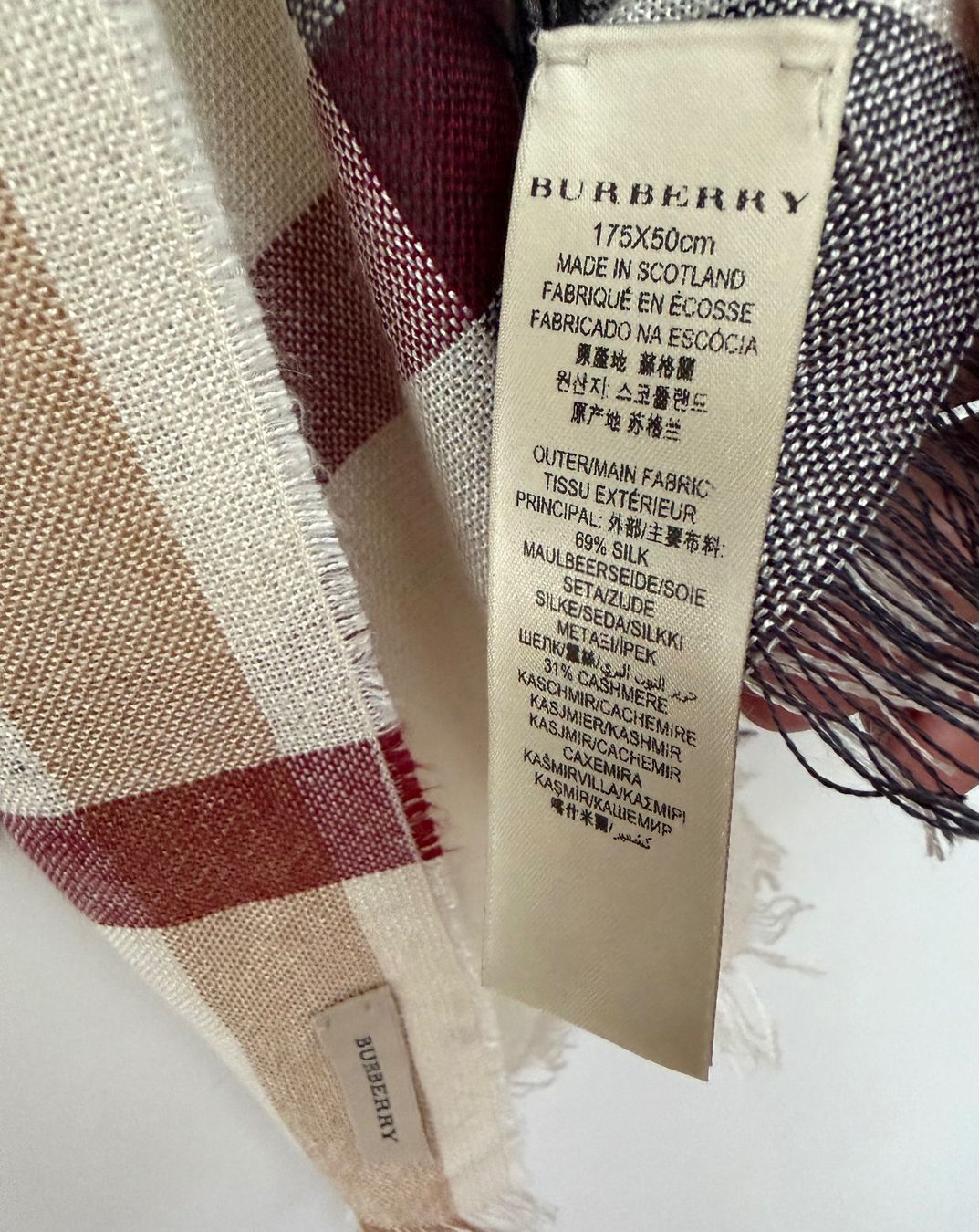 Burberry Foulards & écharpes: Burberry Seide / Kaschmir Schal – D'occasion à Unterägeri par Jutka_04 5