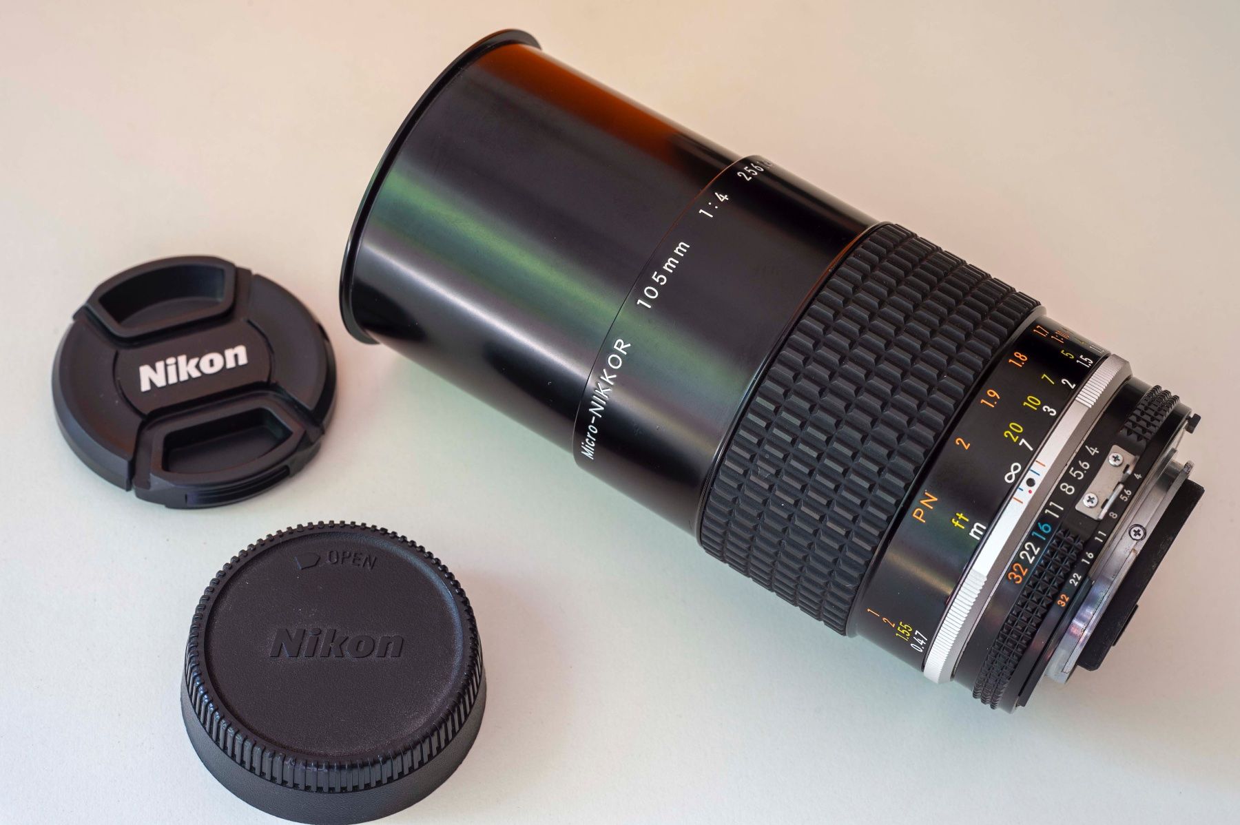 Nikkor Objektive: Nikon Micro-Nikkor 105mm f4.0 AIS – Gebraucht aus Schwerzenbach von floridan 3
