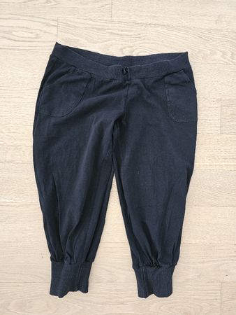 Schwarze Sommerhose, Gr. M, Dreiviertel, Top Zustand!