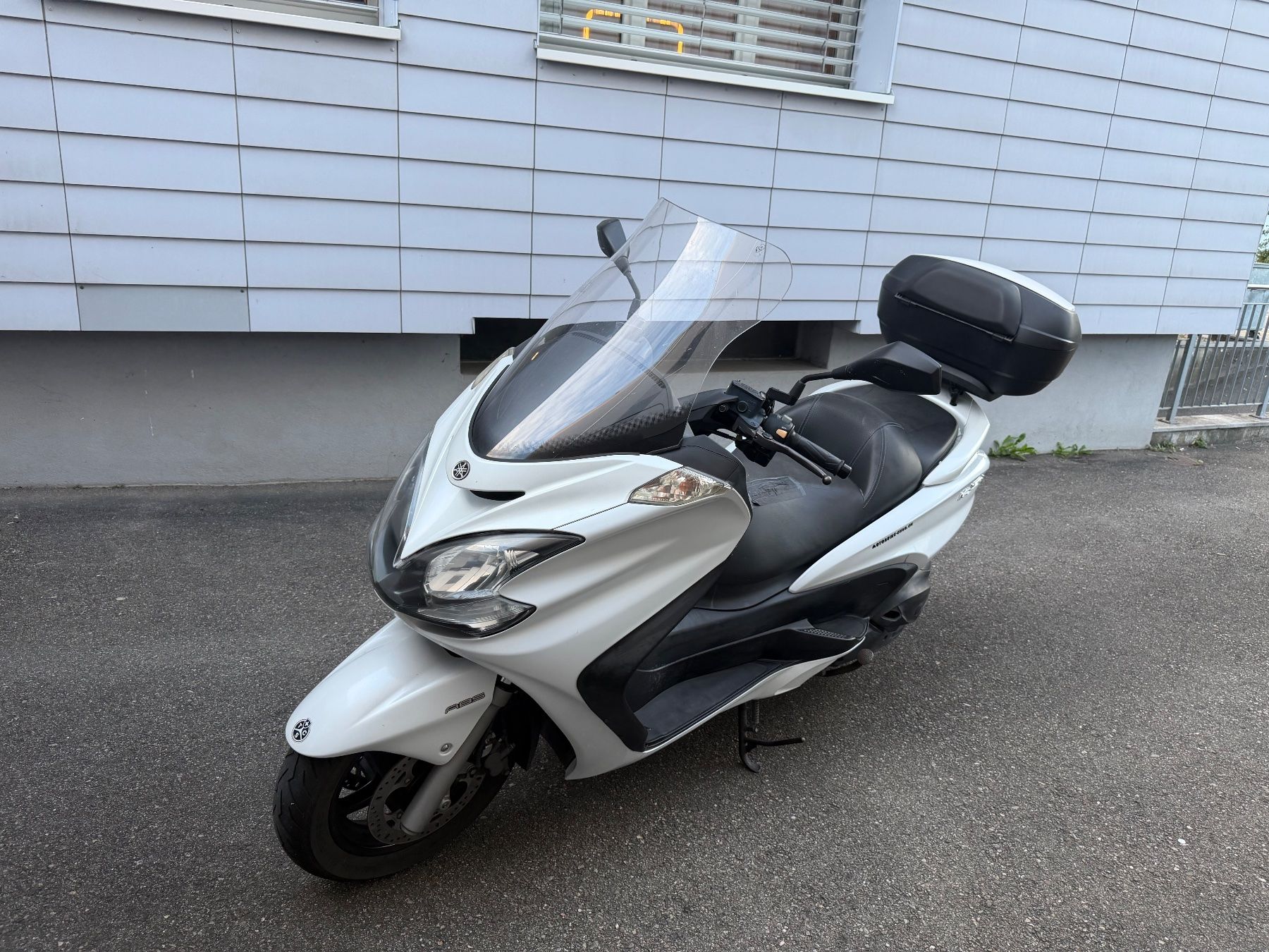 Yamaha Scooter: Yamaha YP400 – Usato da Winterthur venduto da nonso 1