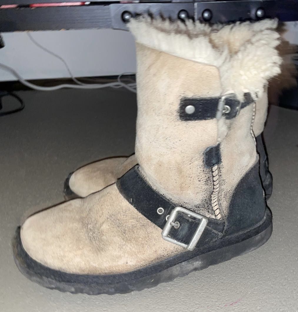 Ugg Schuhe für Mädchen: Bottes UGG fourrées, pointure 36 – Gebraucht aus Martigny von lovejess