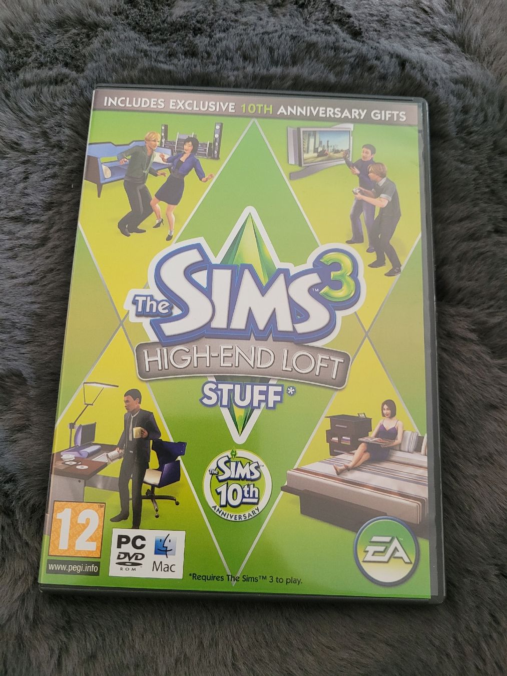Giochi: Sims 3 High-End Loft Stuff  – Usato da Bennau venduto da Moonshine_68