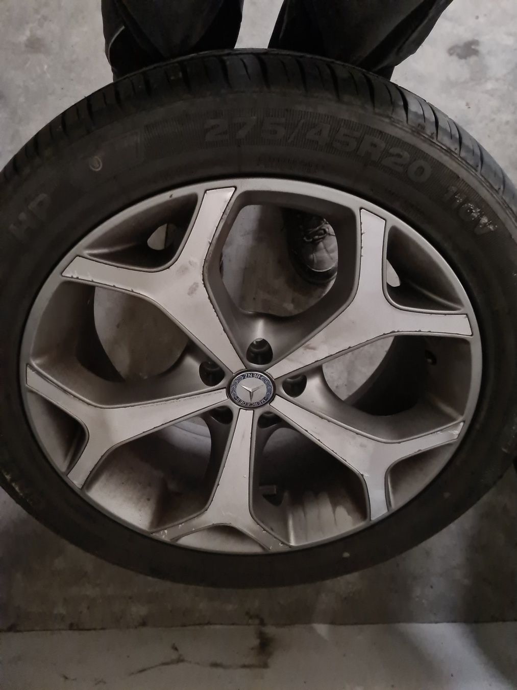 Mercedes-Benz Pneus & Kompletträder: Sommerreifen 275/45R20 – Neu (gemäss Beschreibung) aus Laupersdorf von strizini 1