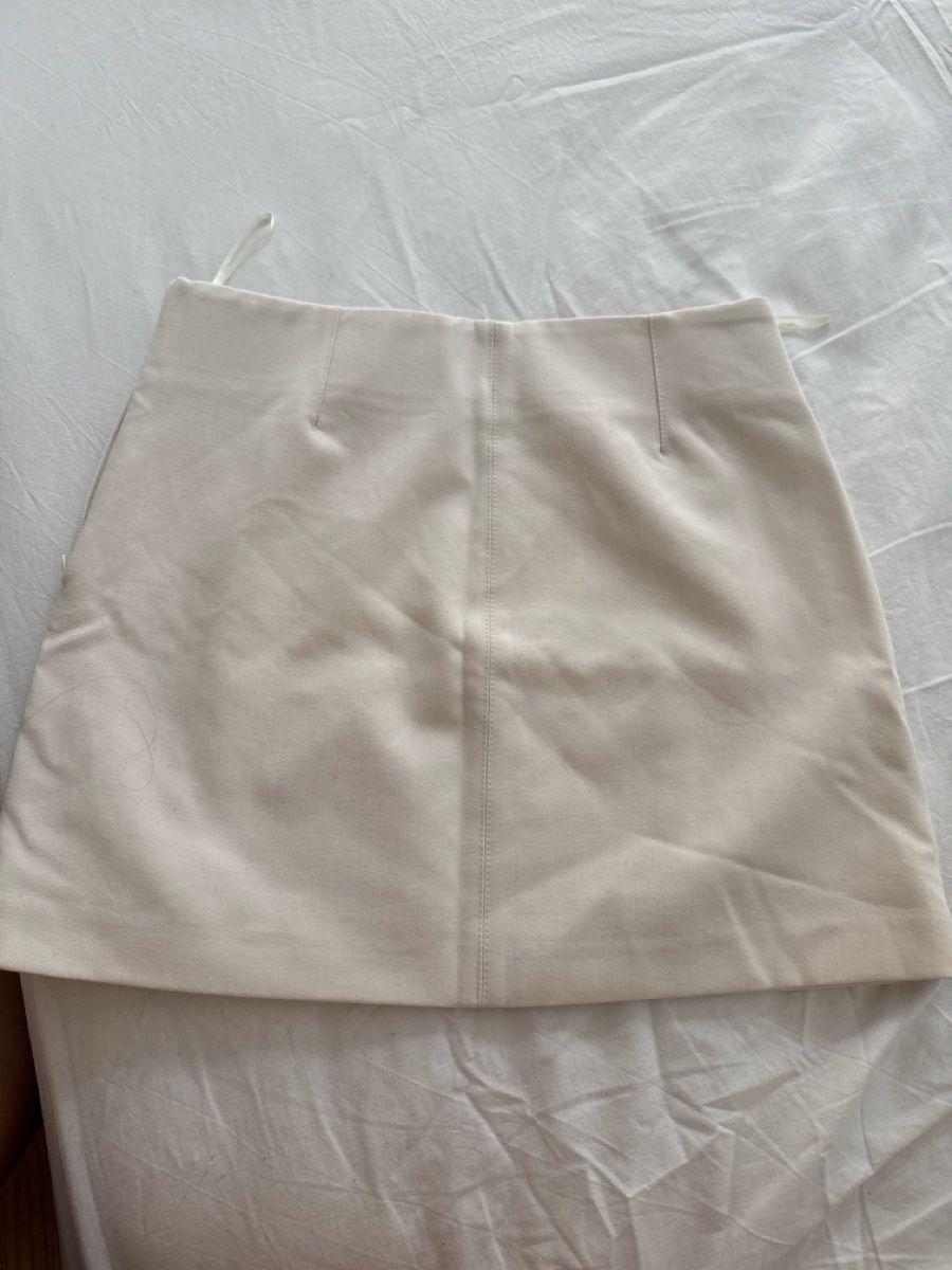 Zara Gonne: Skirt – Usato da Nebikon venduto da Preloved_bykelly 1