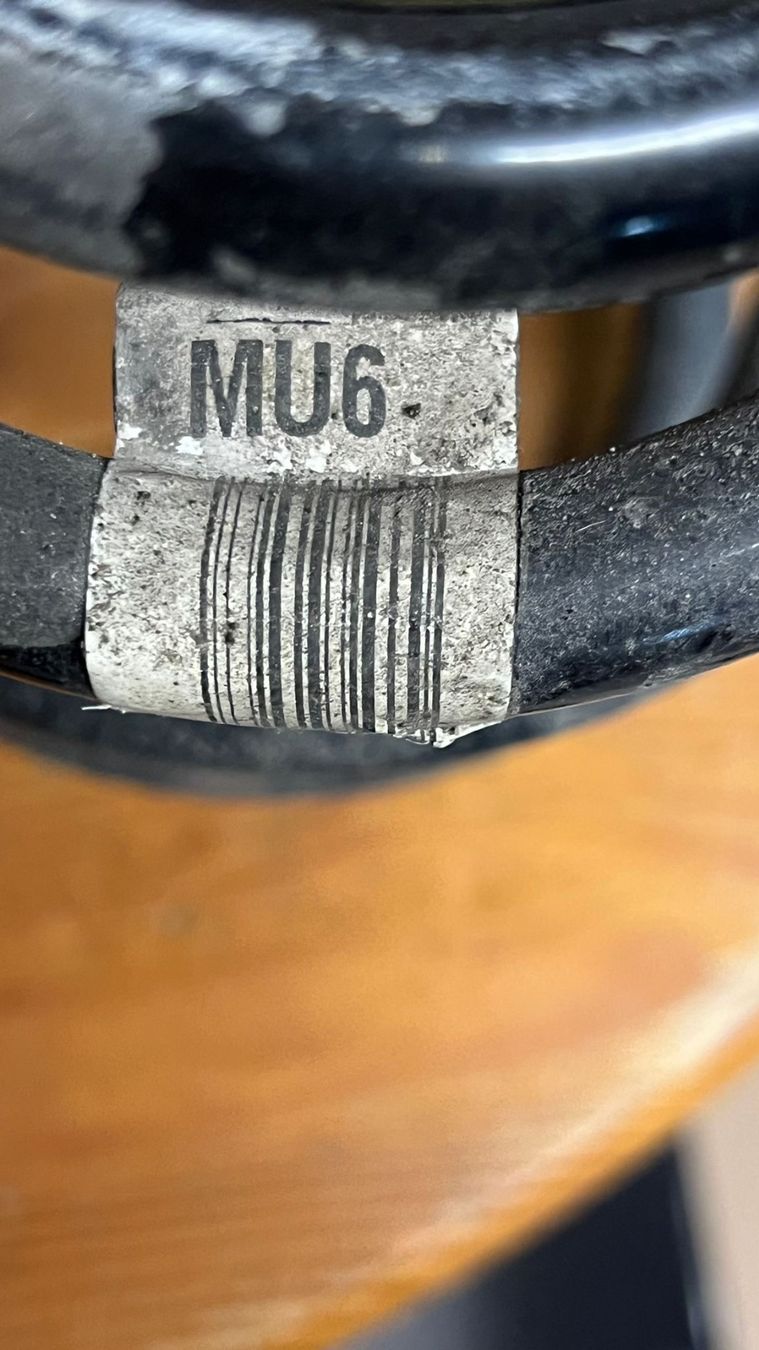 Welt der Tiere: Original Audi S3 8P Federnsatz - Schwarz – Gebraucht aus Wangen SZ von Jaay_Sky 2