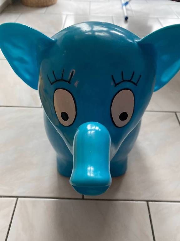 Spielzeuge: Vend éléphant sauteur enfant – Gebraucht aus Morrens VD von gia_sfs5