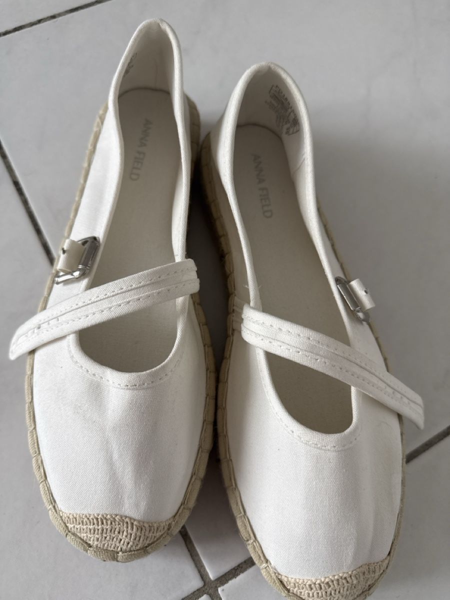 Scarpe da donna: Espadrille Gr 39 – Nuovo (secondo la descrizione) da Zell ZH venduto da Guffos 1