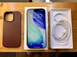 Apple iPhone 16 Pro 1 TB Titan Weiss, wie neu, 100% Batterie