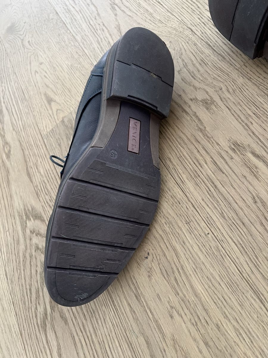 Herrenschuhe: VENICE Lederschuhe Gr. 45 Dunkelbraun – Gebraucht aus Düdingen von Joeymoey 4