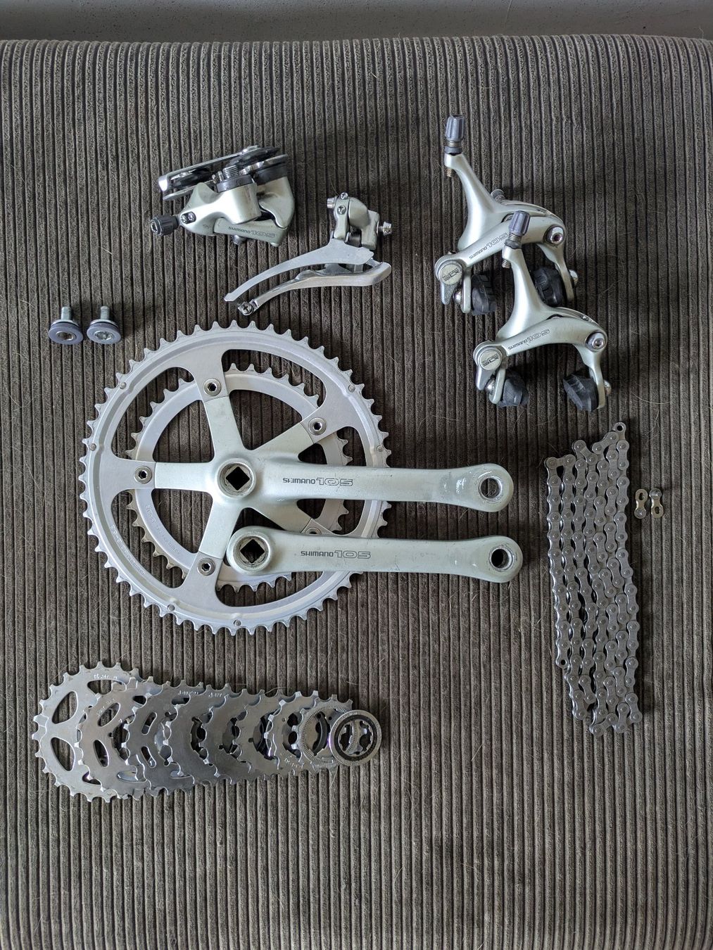 Shimano Pezzi di ricambio: Shimano 105 9 speed mini groupe set – Usato da Renens VD venduto da CyclesLouise