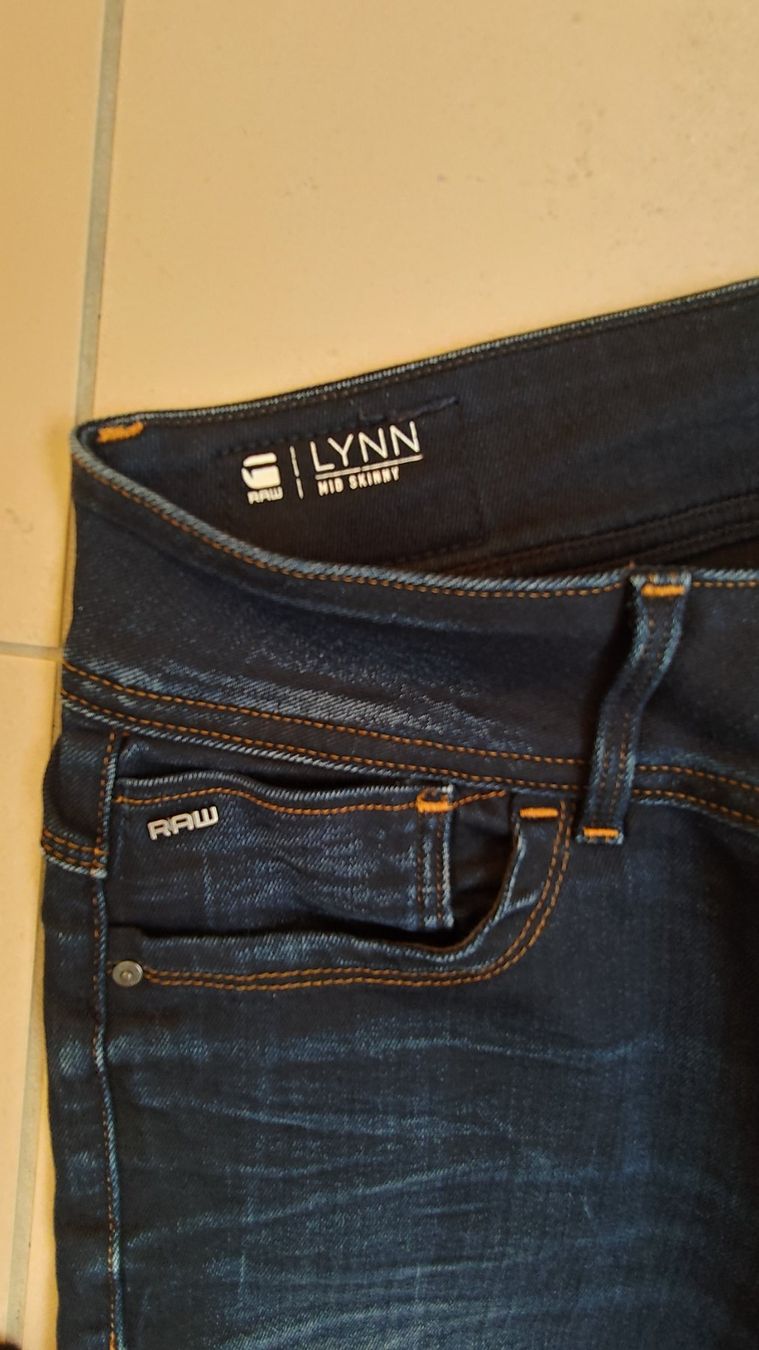 G-Star Jeans: Jeans – Usato da Oberkulm venduto da deb_wvs9 2