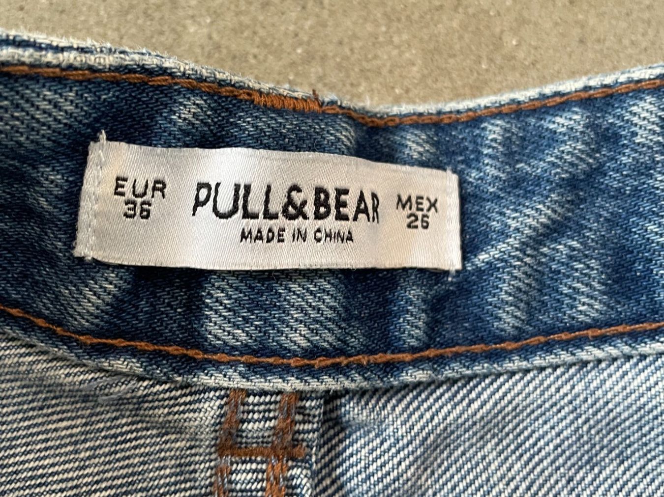 Pull&Bear Hosen: Hotpants Pull & Bear / Grösse 26 = EU 34-36 – Gebraucht aus Zofingen von angito 2