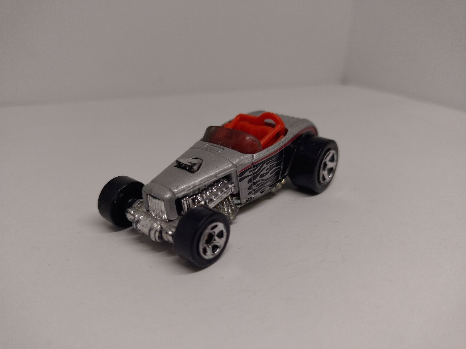 Hot Wheels Voitures modèles: Hot Wheels, Deuce Roadster – D'occasion à La Chaux-de-Fonds par Pierrot8404 1