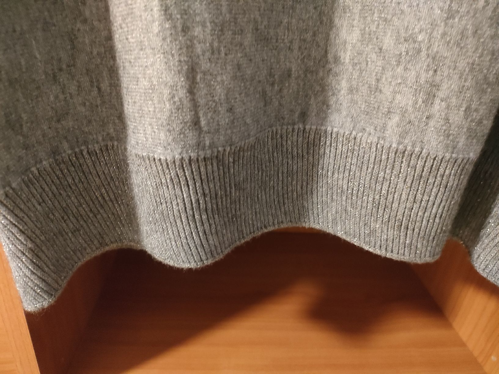 Pullover & Sweatshirts: Pullunder – Gebraucht aus Brugg AG von Mashaba 5
