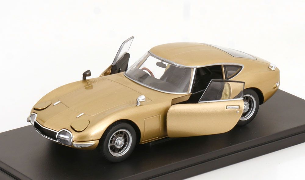 Toyota Modellini d'auto: TOYOTA 2000 GT HELLGOLD 1:24 WHITEBOX – Nuovo e nell'imballaggio originale da Suhr venduto da Moebelsiralfred 2
