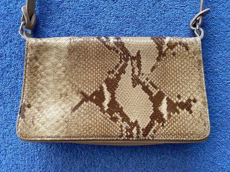 Handtasche flach mit Krokomuster GIANNI CHIARINI Topzustand