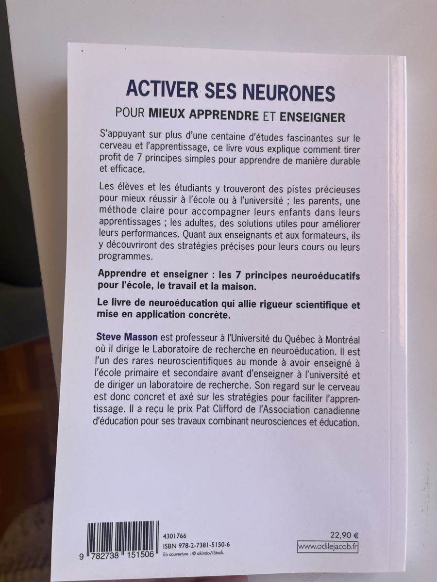 Libri: Livre neuroéducatif – Nuovo (secondo la descrizione) da Prilly venduto da mau_p6b8