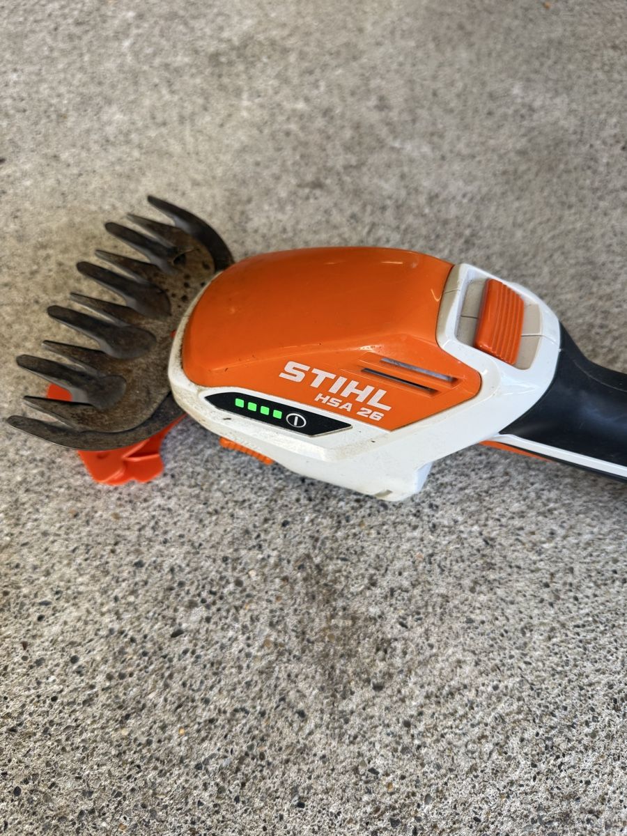 Stihl Toutes les machines: Verkaufe STIHL Schere – D'occasion à Istighofen par Lehnik 1