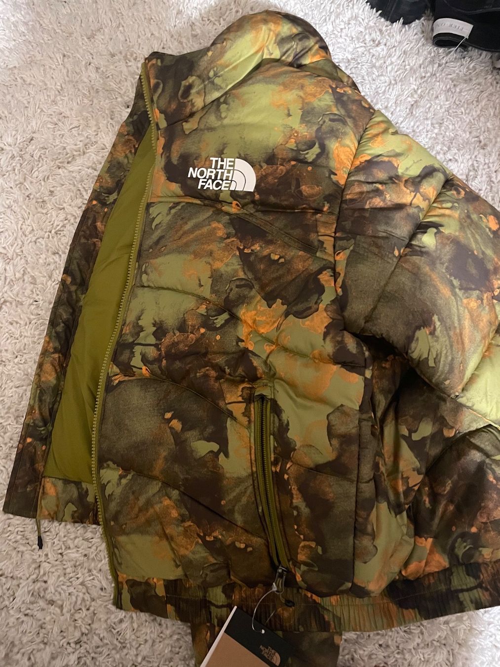 North Face Giacche: North face jacket(new) – Nuovo (secondo la descrizione) da Giubiasco venduto da Info2024 1