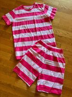 Schönes Pyjama Gr. 146/152, Neu