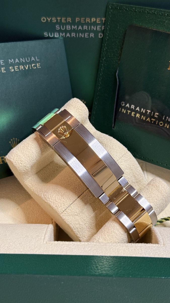 Rolex Orologi: Rolex Submariner Date – Nuovo (secondo la descrizione) da Abtwil SG venduto da TIMECOLLECTOR 3