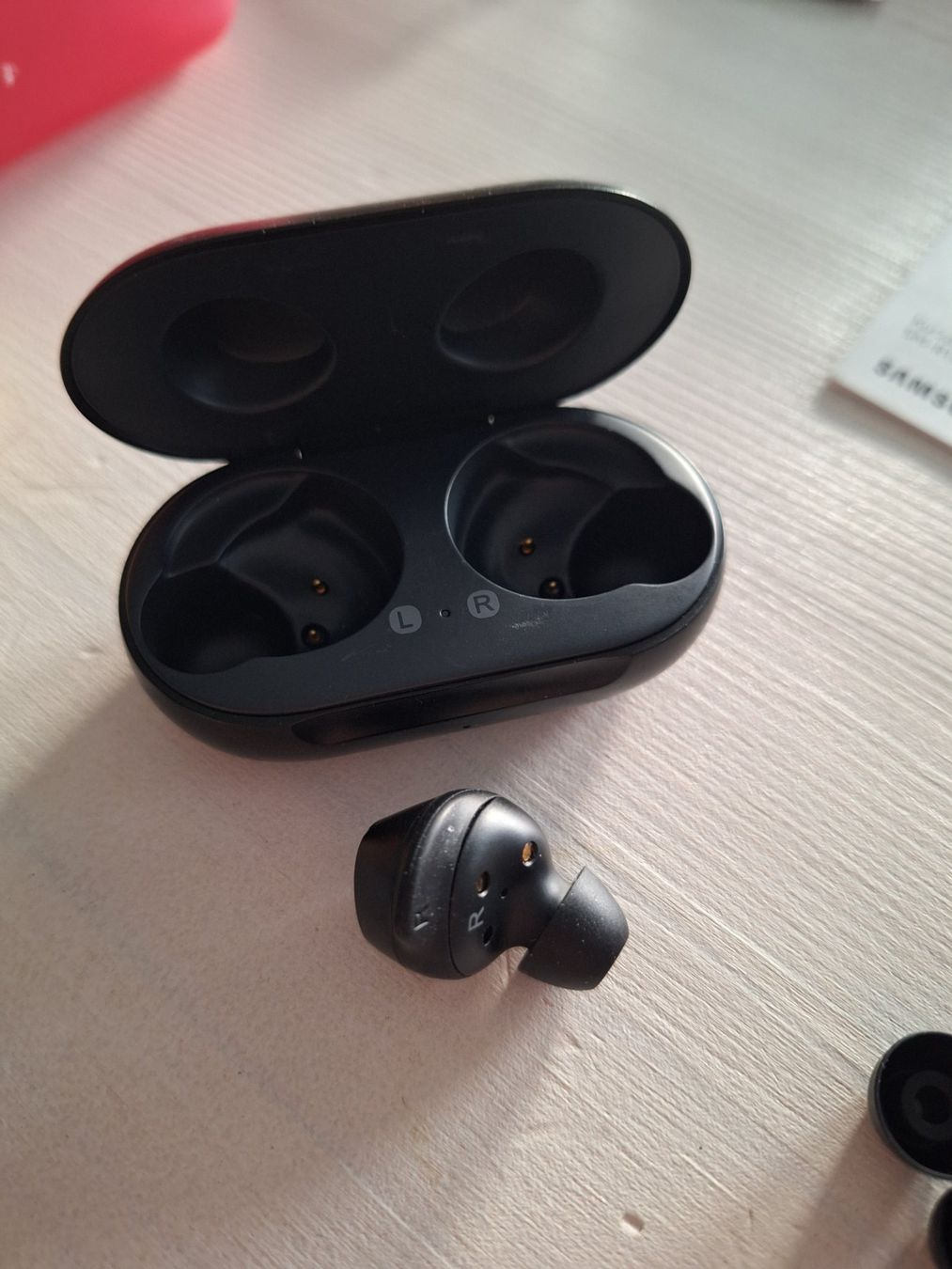 Samsung Cuffie: Samsung Galaxy Buds – Usato da Thun venduto da cai_cai 3