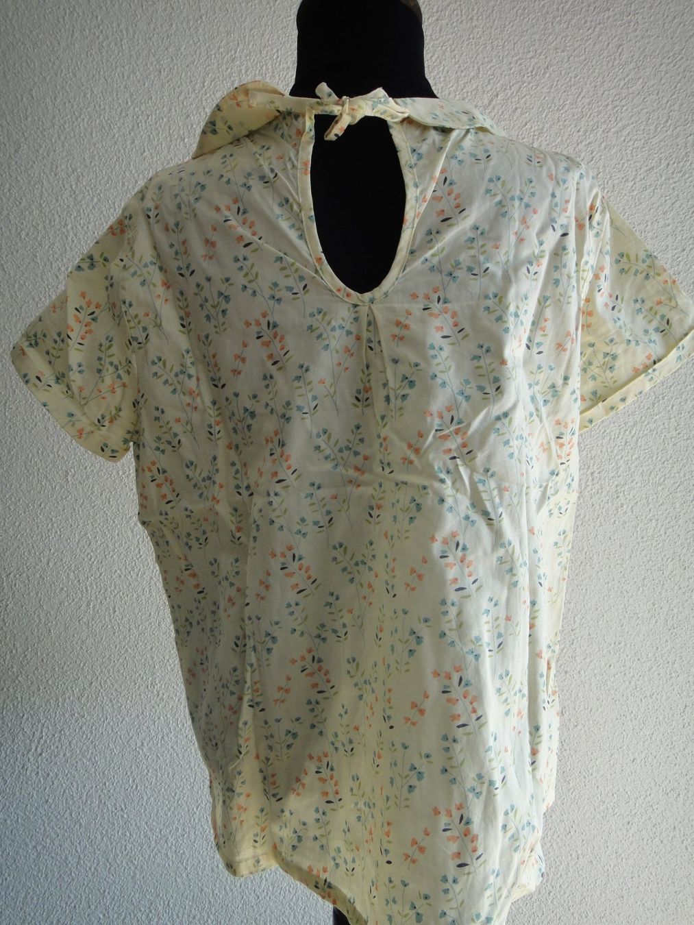 Blusen, T-Shirts & Tops: Bluse "Bonnet à Pompon" Gr. 10 Jahre – Neu (gemäss Beschreibung) aus Winterthur von LemonTree5 2