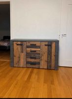 Ich verkaufe ein TV-Möbel 180 cm Länge, 61 cm Höhe und 41, a