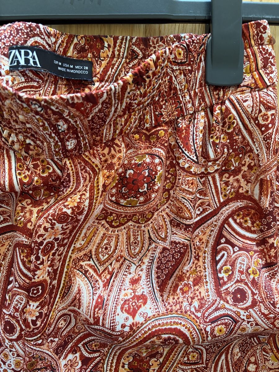 Zara Pantaloni: farbige Sommerhose – Usato da Zürich venduto da oli_9dhs 2