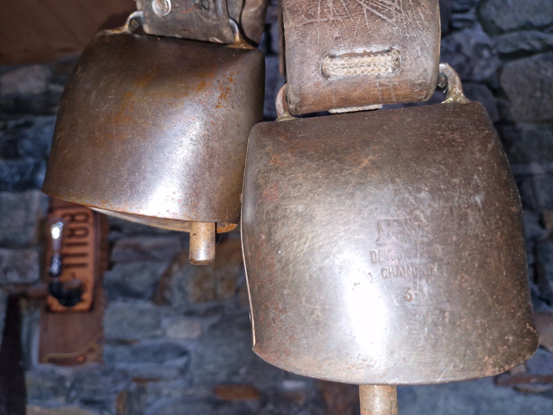 Glocken & Treicheln: Glocken Treicheln – Gebraucht aus Guarda von rue_bpd7 4