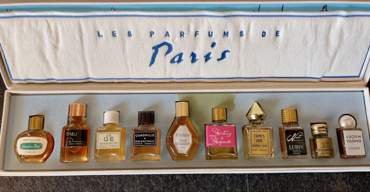 Parfums & Eau de Toilette: Parfüm miniaturen – D'occasion à Tschingel par ral_8j8x 8