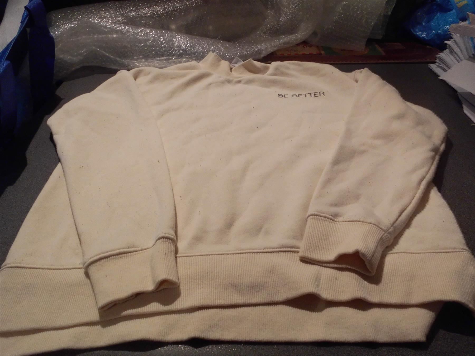 Pulls & Sweat-shirts: Pullover Grösse XS, Amisu, beige, Aufschrift – D'occasion à Zürich par Motzkuh