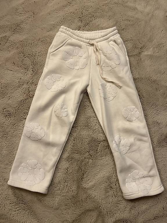 Hosen: Weisse Denim tears Hosen – Gebraucht aus Lenk im Simmental von niczbaeren