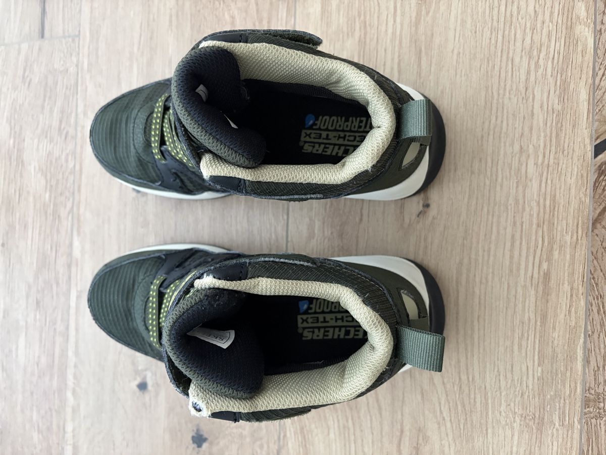 Skechers Scarpe per ragazzi: Waterproof Skechers  – Usato da Laupen ZH venduto da Elti2017 2