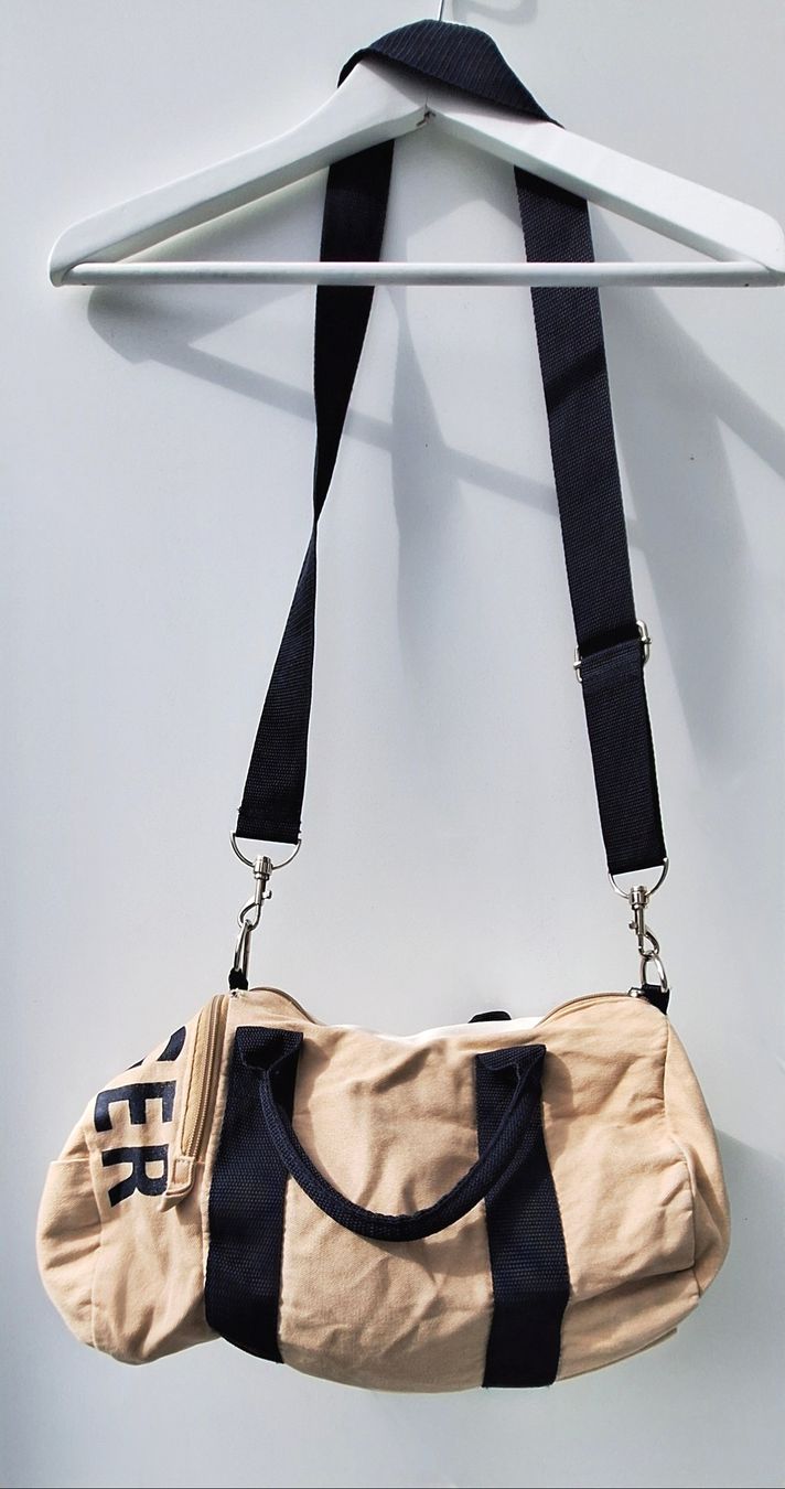 Tommy Hilfiger Taschen: Tommy Hilfiger Tasche - Duffle Bag – Gebraucht aus Wädenswil von SWISSWW 1