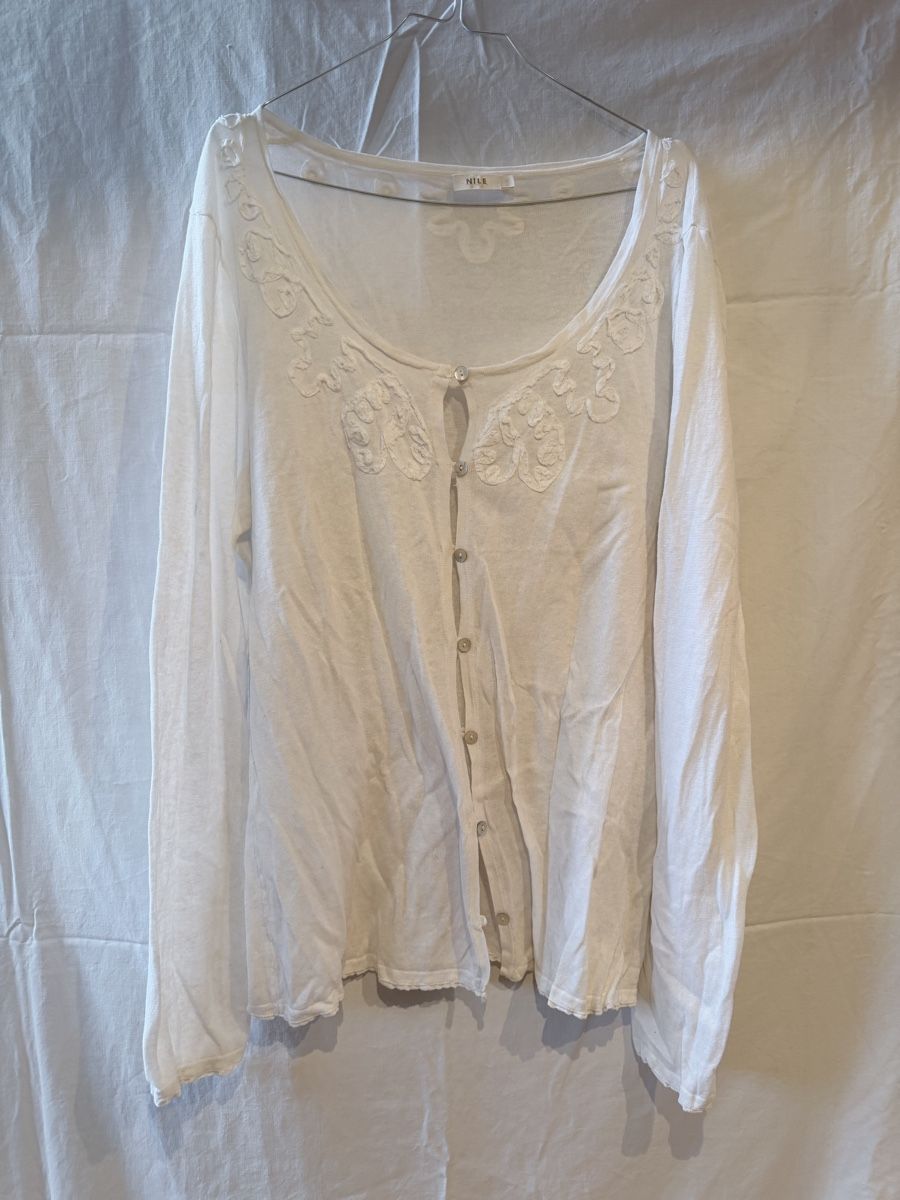 Nile Vestes: NILE – D'occasion à Urnäsch par _._naomi_._