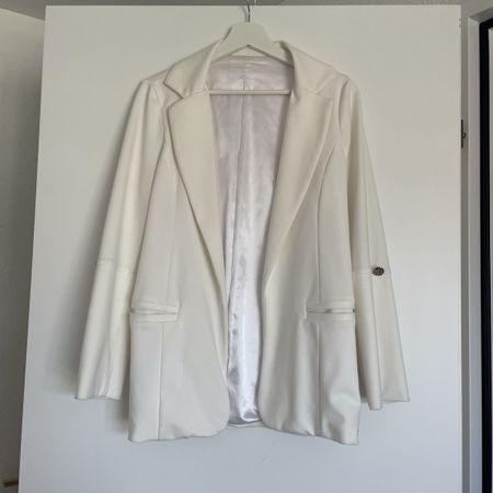 Blazer Weiss Marke Petit Poá Grösse M guter Zustand