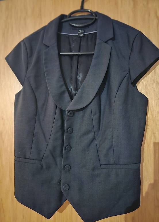 Giacche: Dunkelblaue Kurzarm-Jacke Blazer Gr 40 – Usato da Uzwil venduto da sousse73
