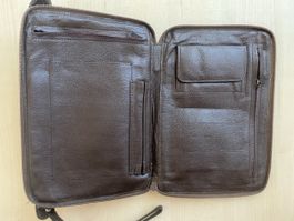 Braune Leder Handgelenktasche,  für Ferien
