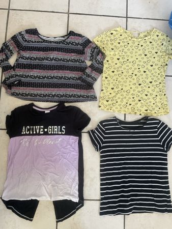 4 C&A T-Shirts für Mädchen, Gr.146/152, Top Zustand!