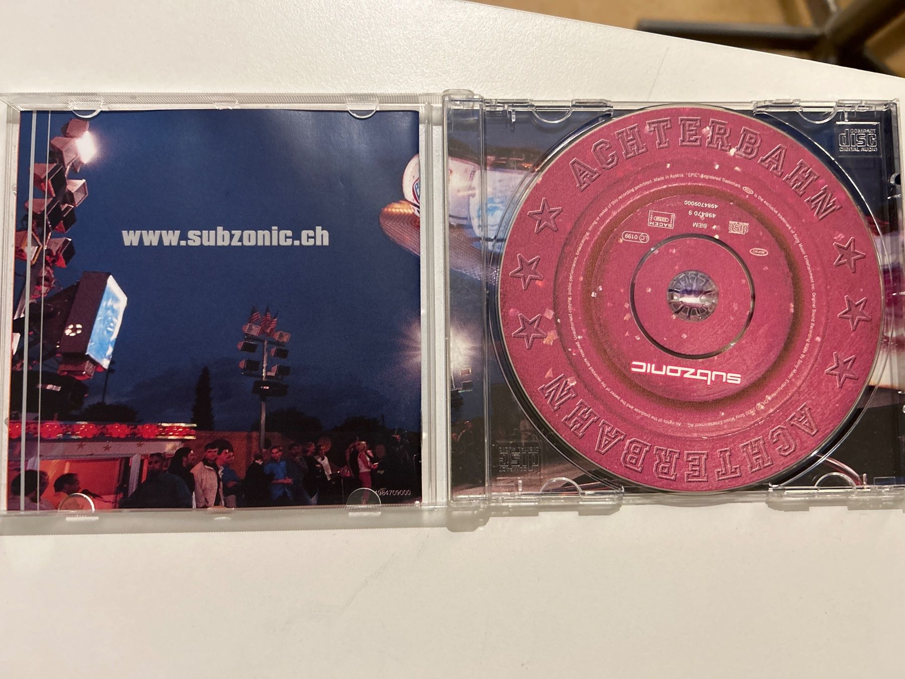 CD: CD- Subzonic Achterbahn  (+2 Tracks) – Usato da Guntershausen venduto da Gloominati 2