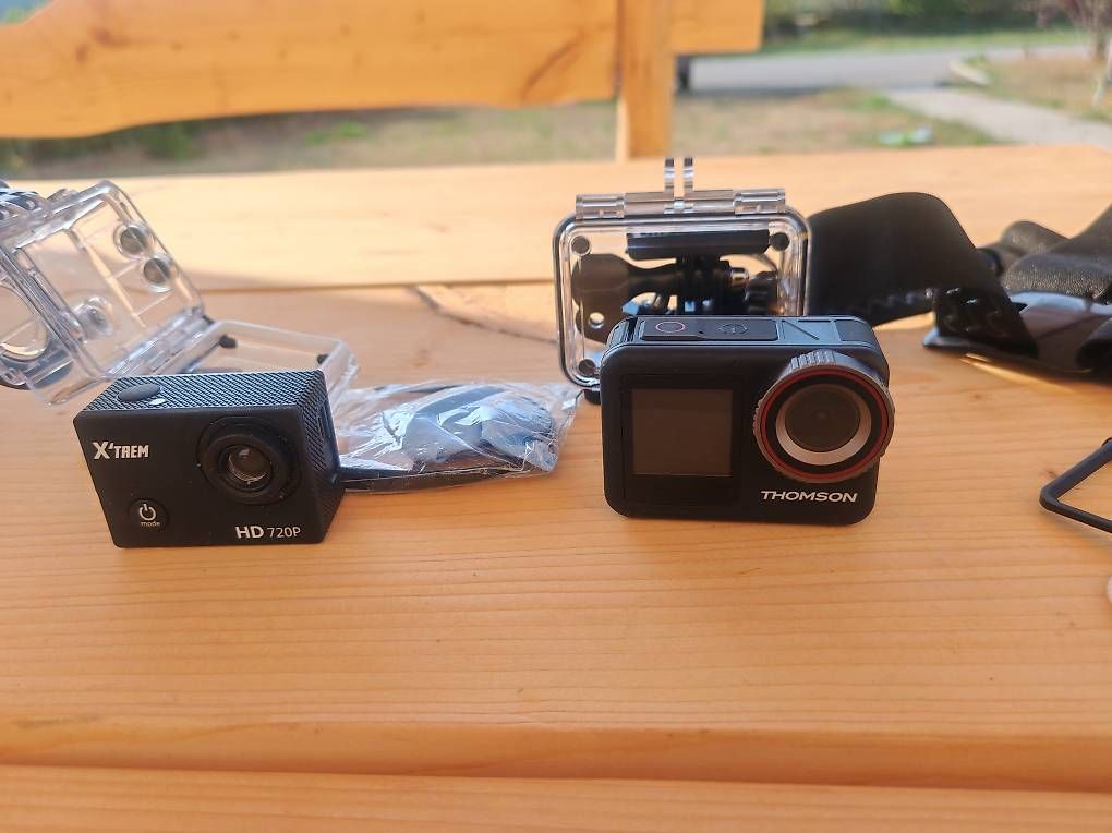 Camcorder: Deux Caméras thomson et xtrem – Gebraucht aus Salavaux von phi_g8r2 1