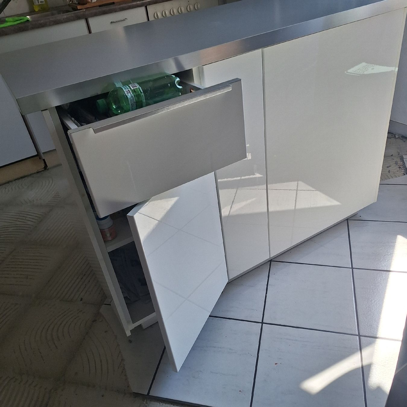 Equipement de magasin & Foires: Küchenmöbel Method – D'occasion à Burgdorf par Max681 2