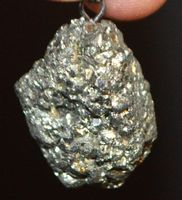 Anhänger L-8480 – Pyrit Cluster 45.00 Karat (mit Anhänger)