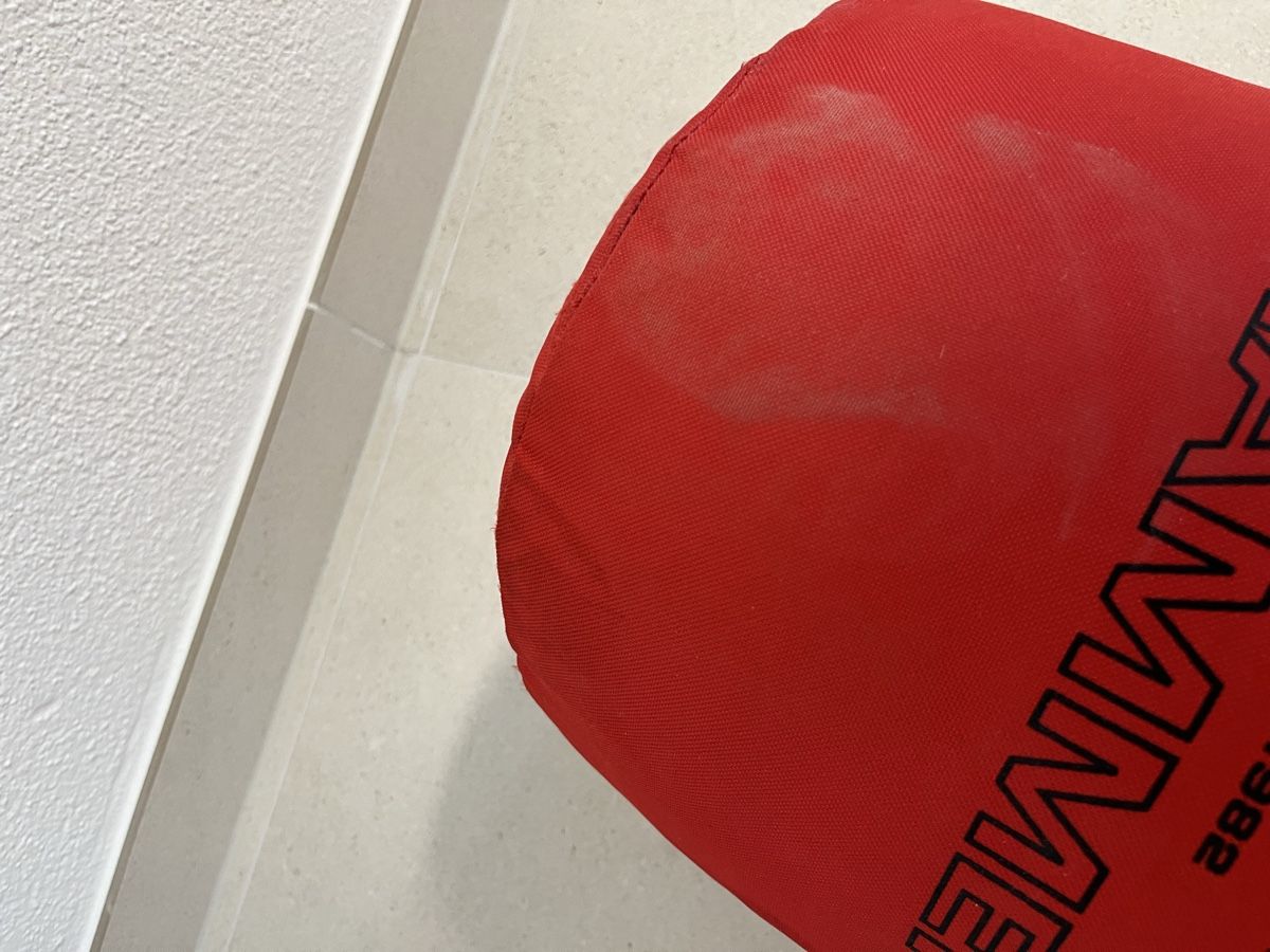 Sacs de frappe: Boxsack rot 12 kg 65cm Hoch – D'occasion à Olten par T.Frei 3