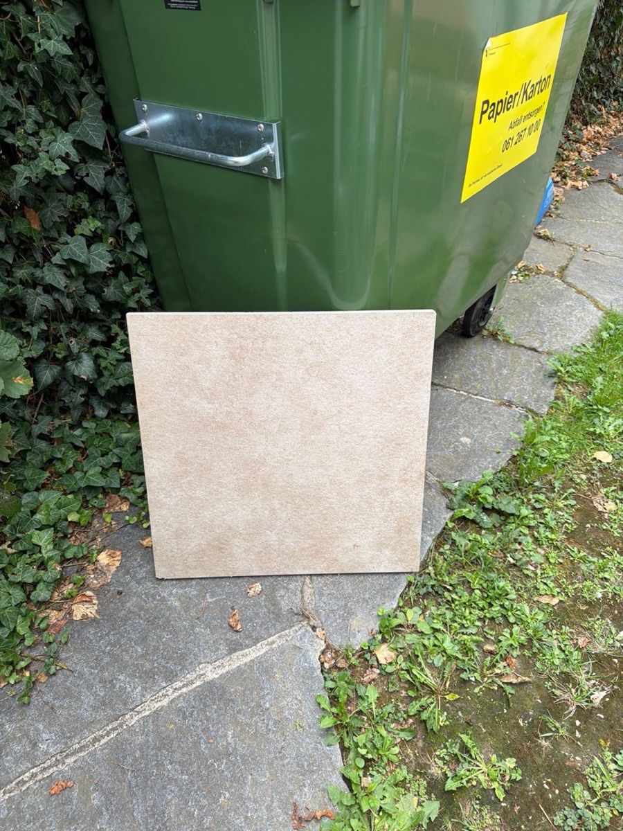 Revêtements de sol: Steinplatten 60x60 cm – Neuf (Voir description) à Basel par buyitbyisa 1
