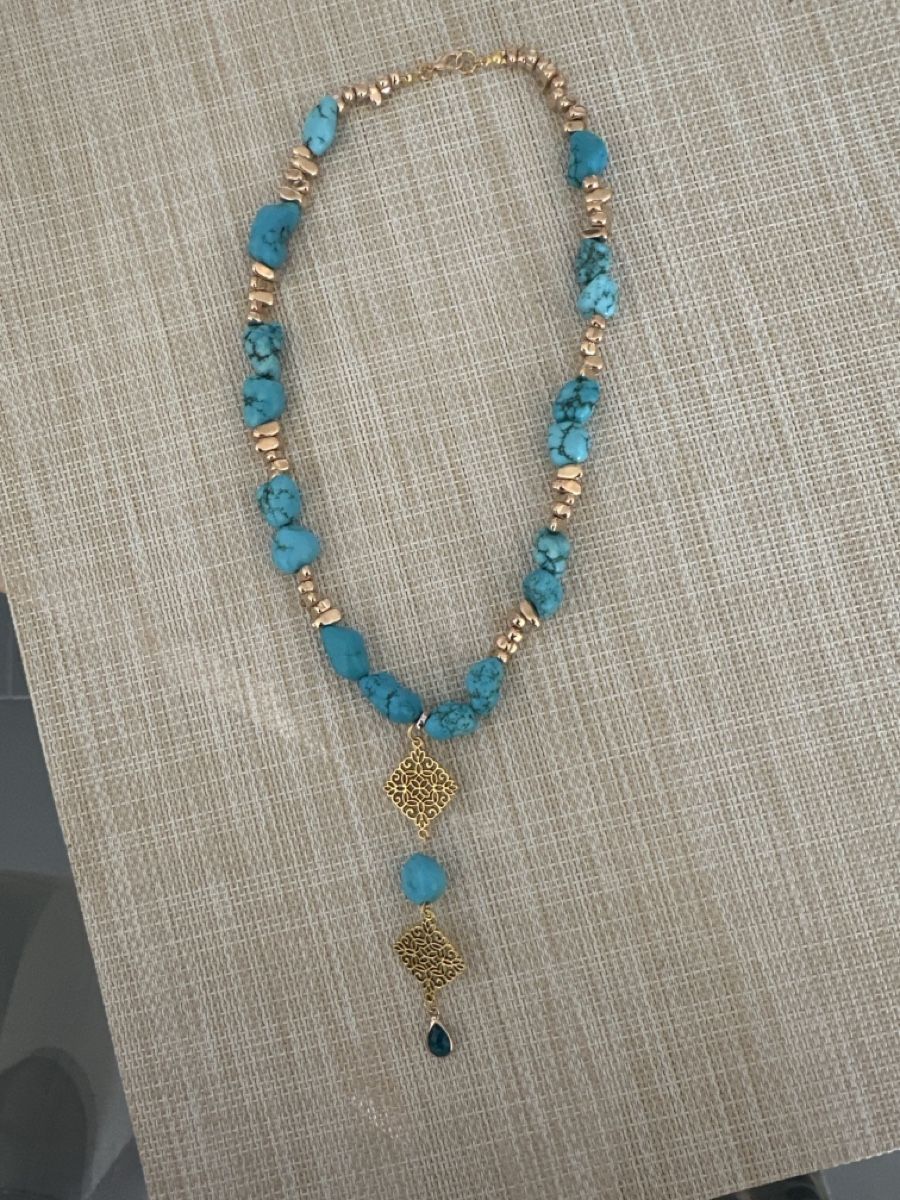 Ketten: Boho-Chic Turquoise Necklace with Golden Geometric Charm – Neu (gemäss Beschreibung) aus Bouveret von dou_g8q7 5
