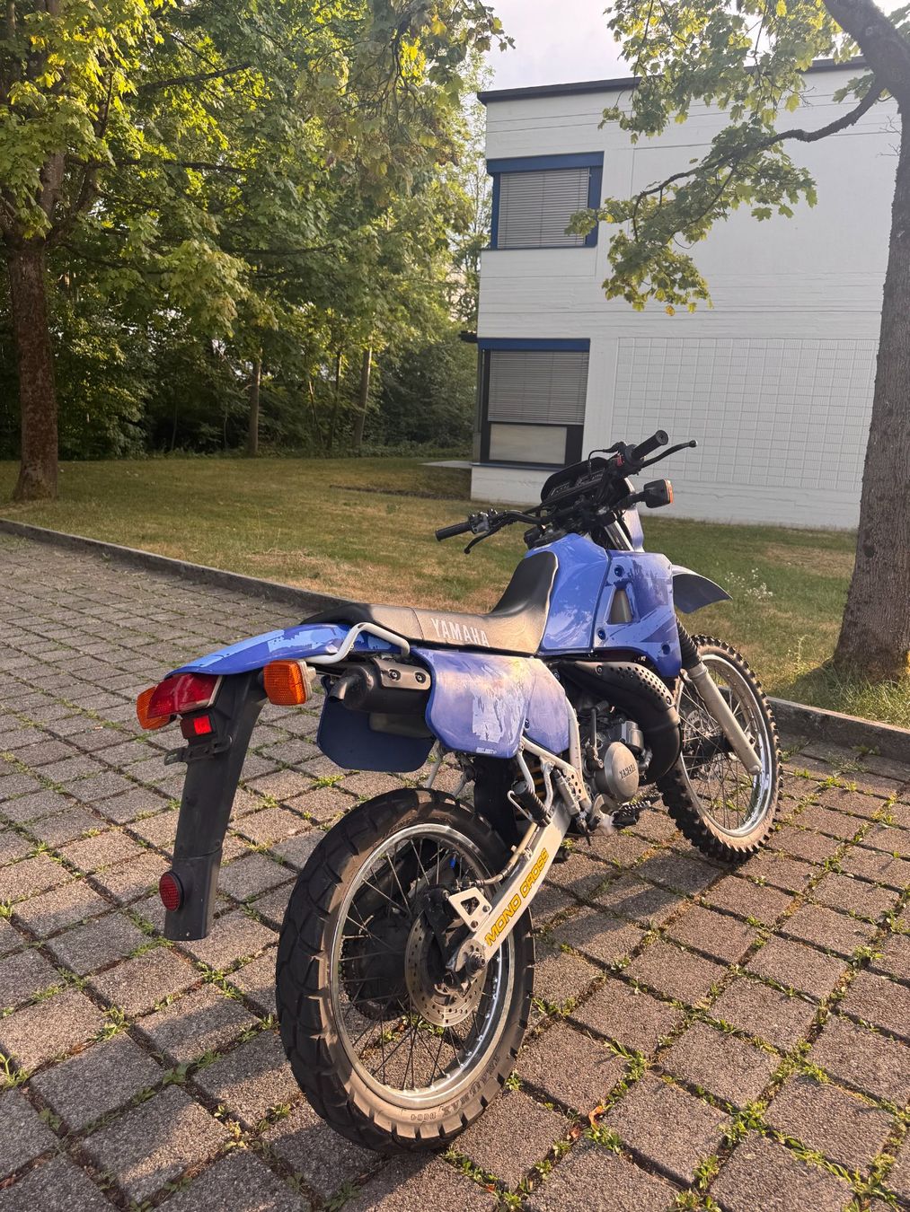 Yamaha Enduro: Yamaha DT 125 R 3DD – Usato da Greifensee venduto da Warwarp 1