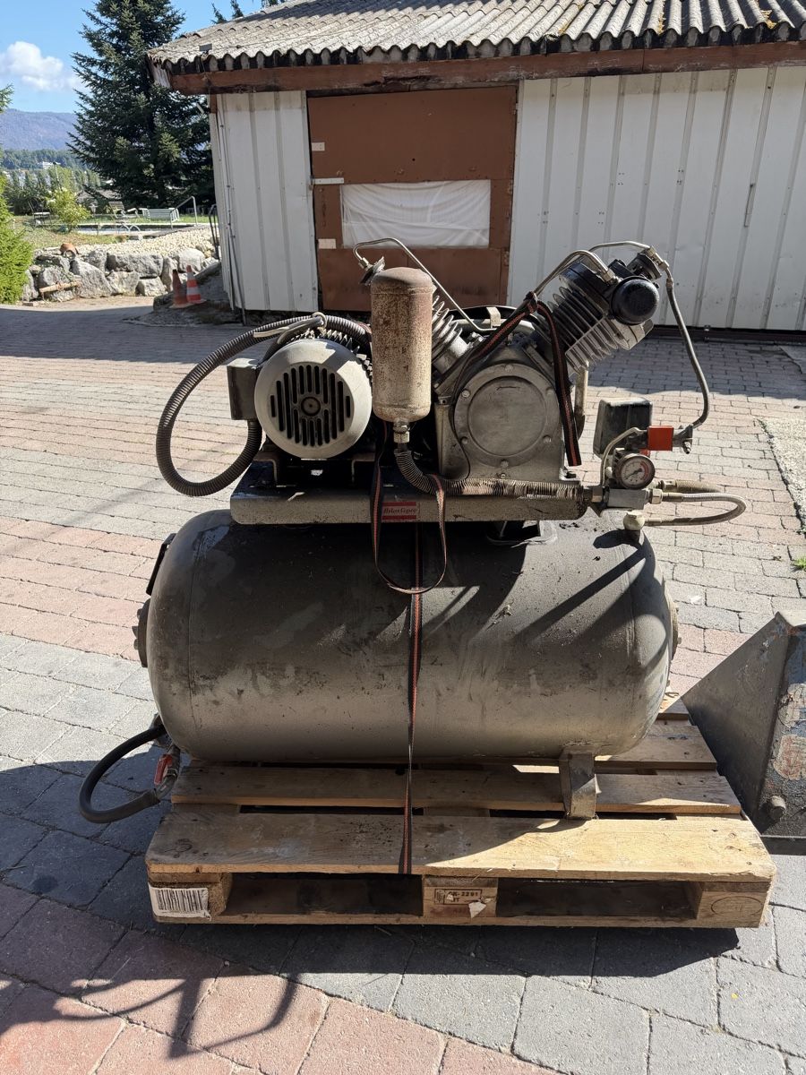 Atlas Copco Compresseurs: Kompressor  – D'occasion à Port par Michu88 1